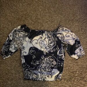 White House Black Market Black and White Puff Sleeve Crop Blouse